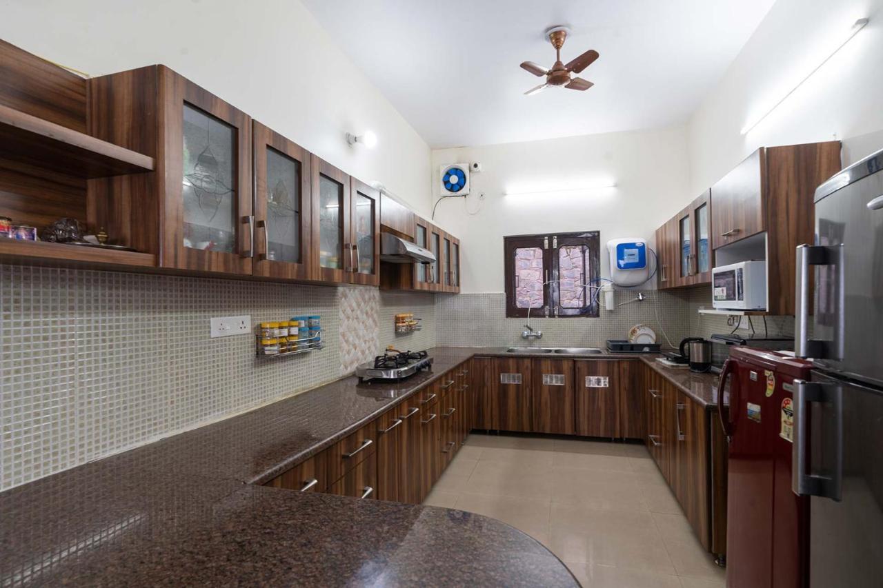 Villa Woodside Meadows By Veo - Part Of Stayvista Kasauli Exterior foto